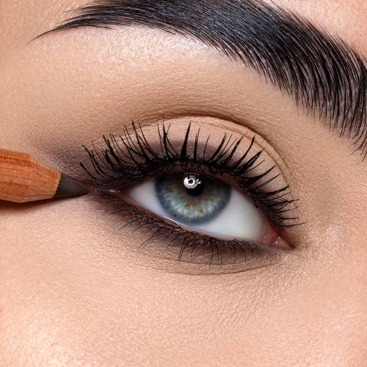 ASTRA PURE BEAUTY EYE PENCIL Astra Pure Beauty JOLIE'S