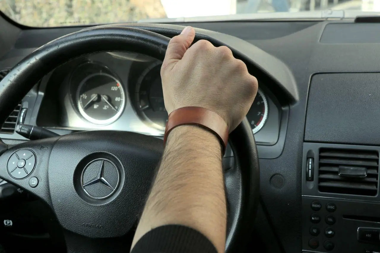 Dohol unisex bracelet - JOLIE'S UAE