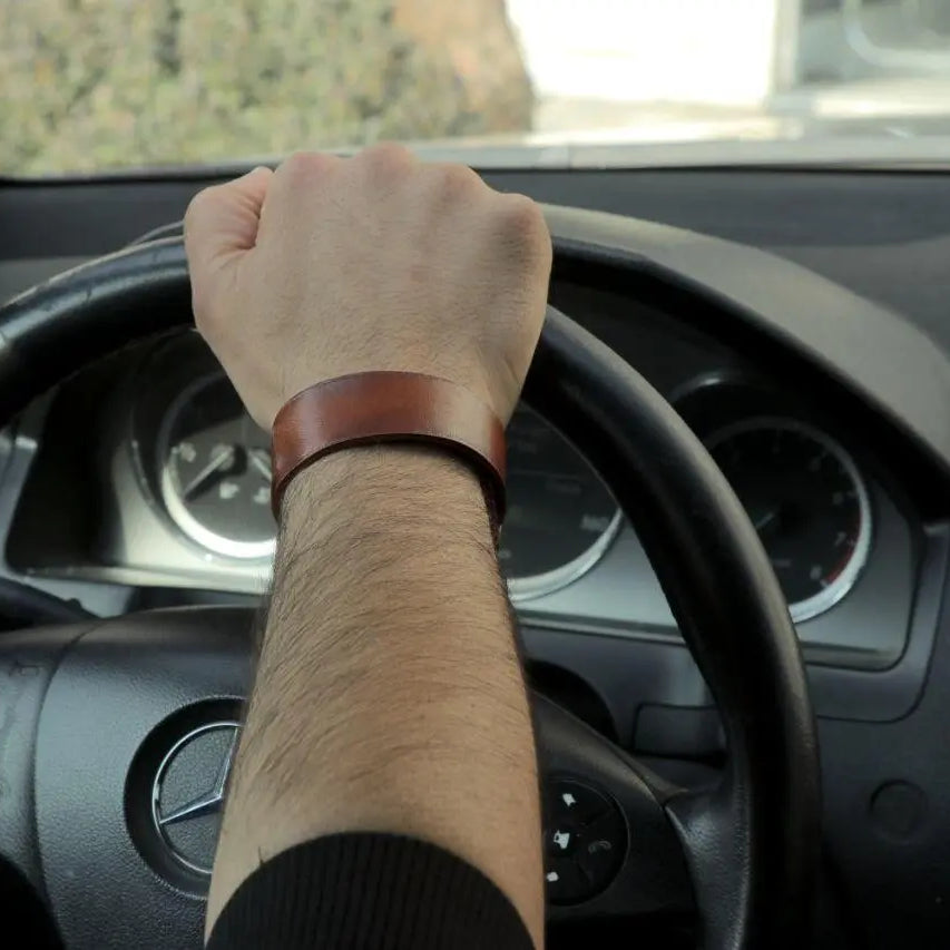 Dohol unisex bracelet - JOLIE'S UAE