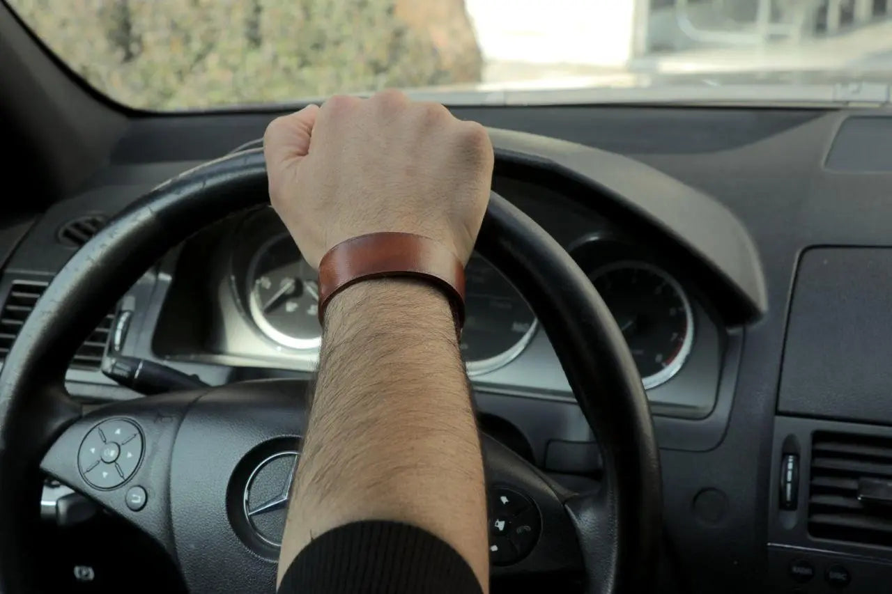 Dohol unisex bracelet - JOLIE'S UAE