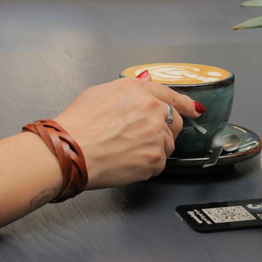 Nava unisex bracelet - JOLIE'S UAE