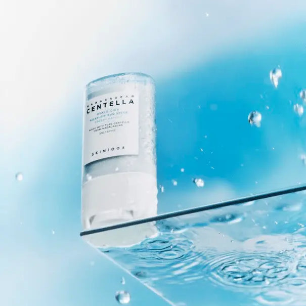 SKIN 1004 Madagascar Centella Hyalu-Cica Silky-Fit Sun Stick SKIN 1004