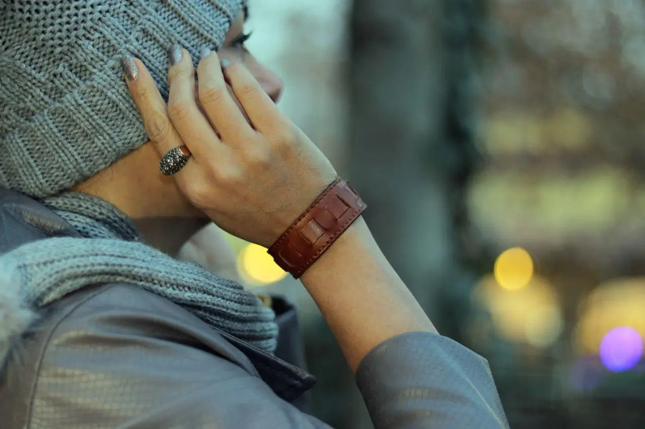 Tanbur unisex bracelet - JOLIE'S UAE